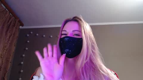 Lily online show from October 2025 03:24:02 PM