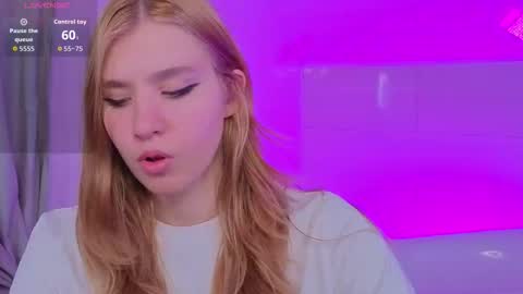 Iris  online show from December 2025 09:25:01 AM