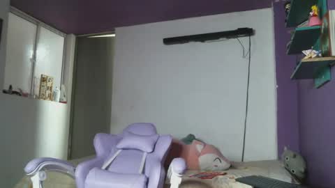 Snapshot of irisbell_ chatting on March 2025 02:54:01 PM Camilla online show from March 2025 02:54:01 PM