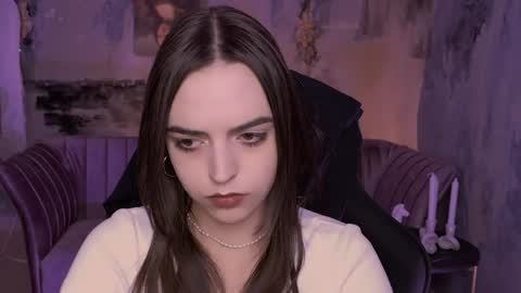 Iris online show from December 2024 07:12:01 PM