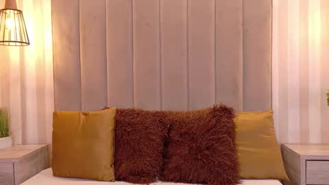 Snapshot of irisdelavega_ chatting on December 2025 01:49:01 PM Iris online show from December 2025 01:49:01 PM