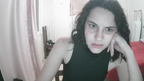 Iris online show from November 2025 02:33:01 AM