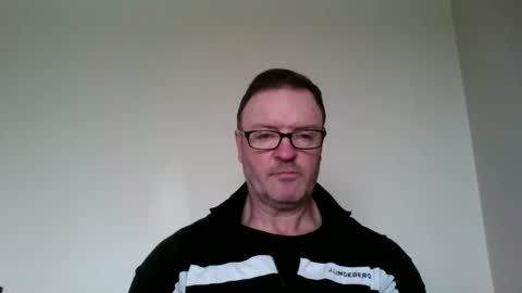 Snapshot of irish_pipe chatting on April 2026 09:36:01 AM irish_pipe online show from April 2026 09:36:01 AM