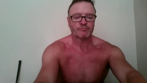 Snapshot of irish_pipe chatting on April 2026 12:21:02 PM irish_pipe online show from April 2026 12:21:02 PM