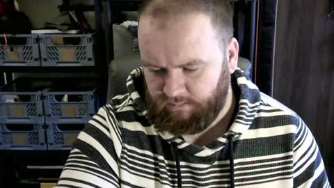 Snapshot of irishdaddy24 chatting on December 2024 10:55:02 AM twitter theirishman205 online show from December 2024 10:55:02 AM