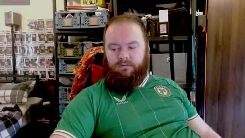 Snapshot of irishdaddy24 chatting on September 2025 12:16:02 PM twitter theirishman205 online show from September 2025 12:16:02 PM