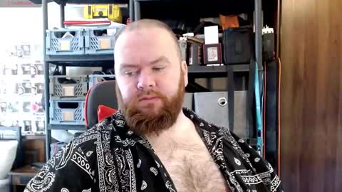 Snapshot of irishdaddy24 chatting on September 2025 12:40:01 PM twitter theirishman205 online show from September 2025 12:40:01 PM