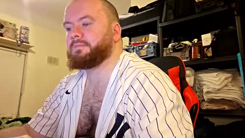 Snapshot of irishdaddy24 chatting on November 2025 05:35:02 PM twitter theirishman205 online show from November 2025 05:35:02 PM