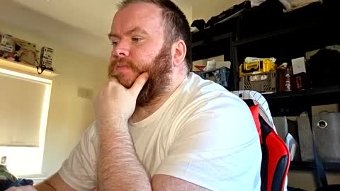 Snapshot of irishdaddy24 chatting on December 2025 02:43:02 PM twitter theirishman205 online show from December 2025 02:43:02 PM