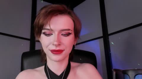 Snapshot of irisice chatting on December 2024 04:27:01 PM Miss Iris Fansly Miss Iris new inst.  online show from December 2024 04:27:01 PM