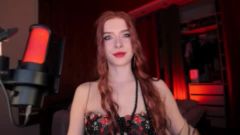 Snapshot of irisice chatting on September 2025 05:40:02 PM Miss Iris Fansly Miss Iris new inst.  online show from September 2025 05:40:02 PM