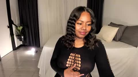 Snapshot of irismoon777 chatting on October 2025 10:05:02 AM Rose  online show from October 2025 10:05:02 AM