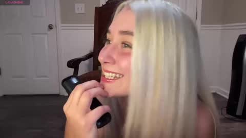 Irispink1 online show from October 2025 03:04:02 AM