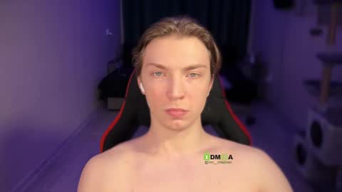 Iron online show from December 2024 09:40:02 PM