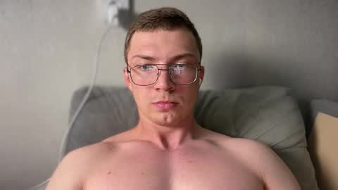 Iron online show from September 2025 09:38:01 PM