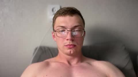 Iron online show from September 2025 08:02:01 PM