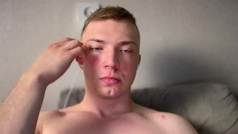 Snapshot of iron__chapman chatting on February 2026 10:35:02 PM Iron online show from February 2026 10:35:02 PM