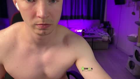 Snapshot of iron__chapman chatting on February 2026 09:55:02 PM Iron online show from February 2026 09:55:02 PM