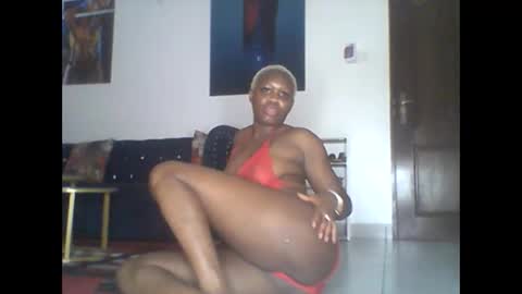 iron_bree online show from December 2025 09:42:02 PM