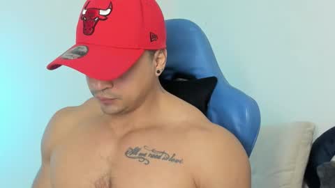 Iron online show from December 2025 03:41:02 PM