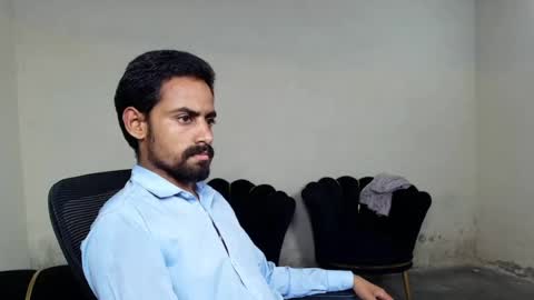 Snapshot of ironcharm4455 chatting on June 2026 07:24:01 PM Naveed online show from June 2026 07:24:01 PM