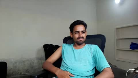 Snapshot of ironcharm4455 chatting on July 2026 06:10:01 PM Naveed online show from July 2026 06:10:01 PM