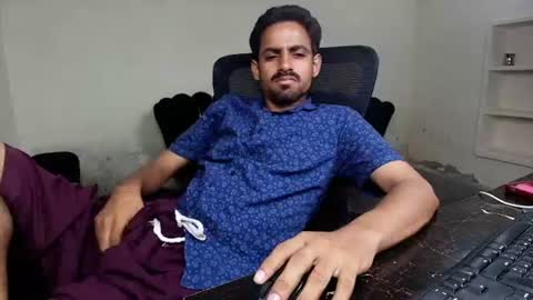 Snapshot of ironcharm4455 chatting on July 2026 06:24:02 PM Naveed online show from July 2026 06:24:02 PM