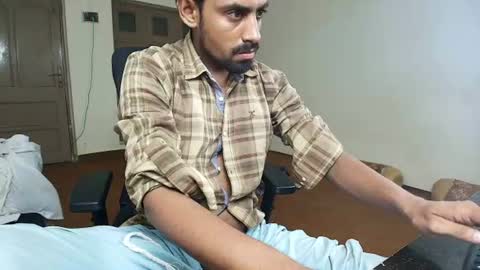 Snapshot of ironcharm4455 chatting on July 2026 08:16:02 PM Naveed online show from July 2026 08:16:02 PM