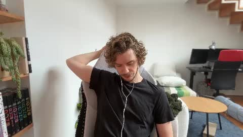 Snapshot of ironthud chatting on June 2026 10:39:02 AM Sam online show from June 2026 10:39:02 AM