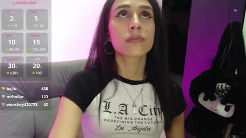 Snapshot of isa_hall chatting on June 2026 04:25:02 AM Isabella Hall online show from June 2026 04:25:02 AM