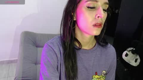 Snapshot of isa_hall chatting on July 2026 11:07:02 PM Isabella Hall online show from July 2026 11:07:02 PM