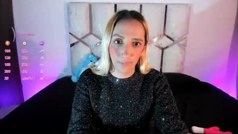Snapshot of isa_klein chatting on June 2026 04:37:01 AM isa_klein online show from June 2026 04:37:01 AM