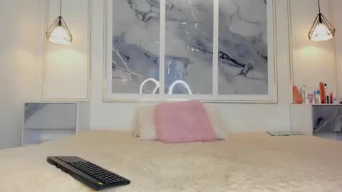 Isaa online show from November 2025 01:15:02 PM