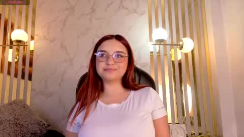 Snapshot of isaa_lopez chatting on May 2026 11:48:02 AM Isa online show from May 2026 11:48:02 AM