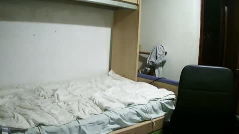 Isaac99c online show from February 2025 04:57:01 AM