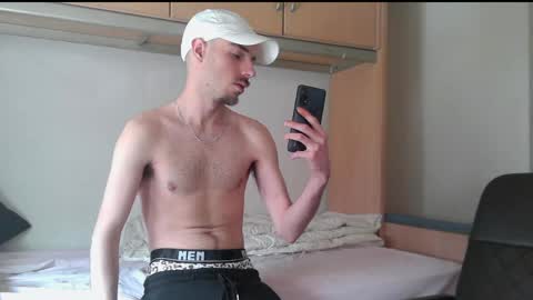 Snapshot of isaac99c chatting on May 2026 09:36:01 AM Isaac99c online show from May 2026 09:36:01 AM