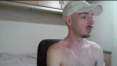Snapshot of isaac99c chatting on May 2026 10:48:01 PM Isaac99c online show from May 2026 10:48:01 PM