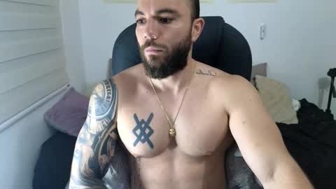 Isaac carter online show from November 2025 10:59:01 AM