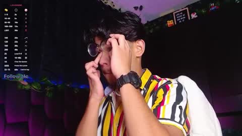 Snapshot of isaac_saenz chatting on January 2025 11:11:01 PM Isaac Saenz. online show from January 2025 11:11:01 PM