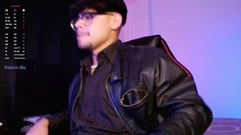 Snapshot of isaac_saenz chatting on October 2025 11:07:01 PM Isaac Saenz. online show from October 2025 11:07:01 PM