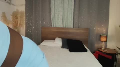 Snapshot of isaacoleman chatting on November 2025 08:21:02 PM Isaa Coleman online show from November 2025 08:21:02 PM