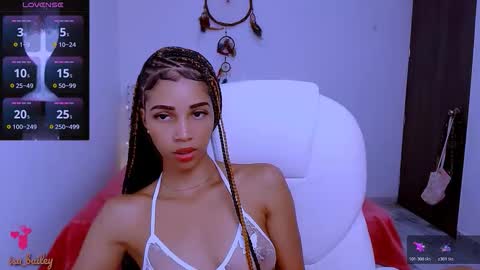 isabel online show from December 2025 09:09:02 PM