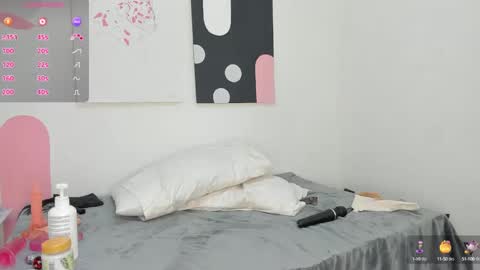 Snapshot of isabel_lamir chatting on January 2025 01:53:01 PM isabella online show from January 2025 01:53:01 PM