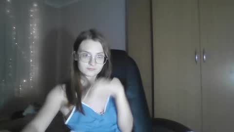 isabel_loveee online show from January 2026 09:09:02 PM