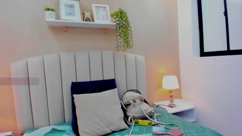 isabel_palmer online show from June 2026 07:35:01 PM