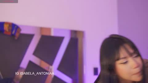 Snapshot of isabela_antonia_ chatting on April 2026 10:12:02 AM online show from April 2026 10:12:02 AM