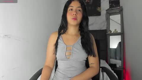 Isabella online show from October 2025 07:48:02 PM