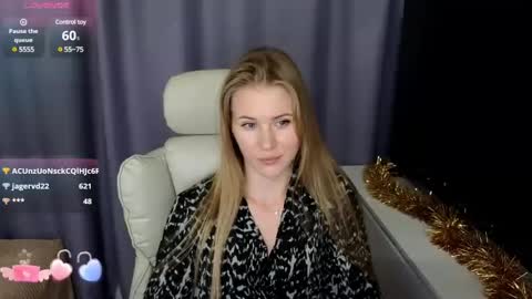 isabelallen online show from December 2024 01:22:02 PM