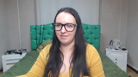 IsabelBlackberry online show from December 2024 09:24:02 AM