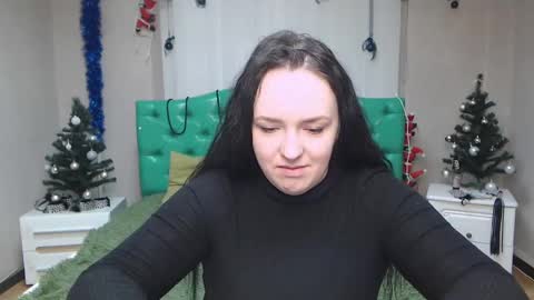 IsabelBlackberry online show from January 2025 12:04:02 PM